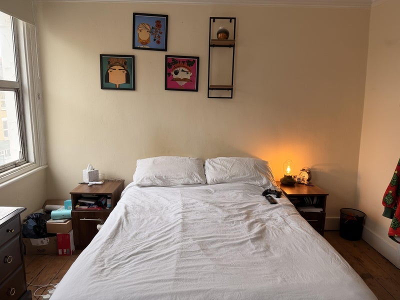 Room Santley Street in Greater London