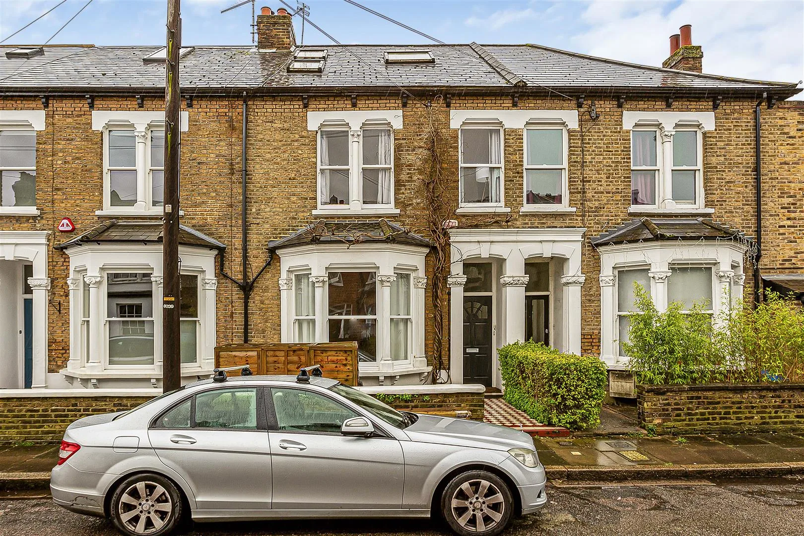 House Beechcroft Road in Greater London