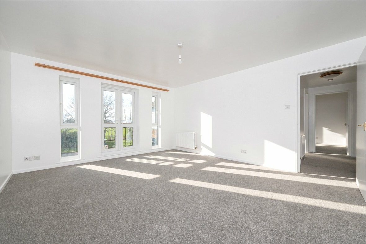Flat Parkview Close in St Albans