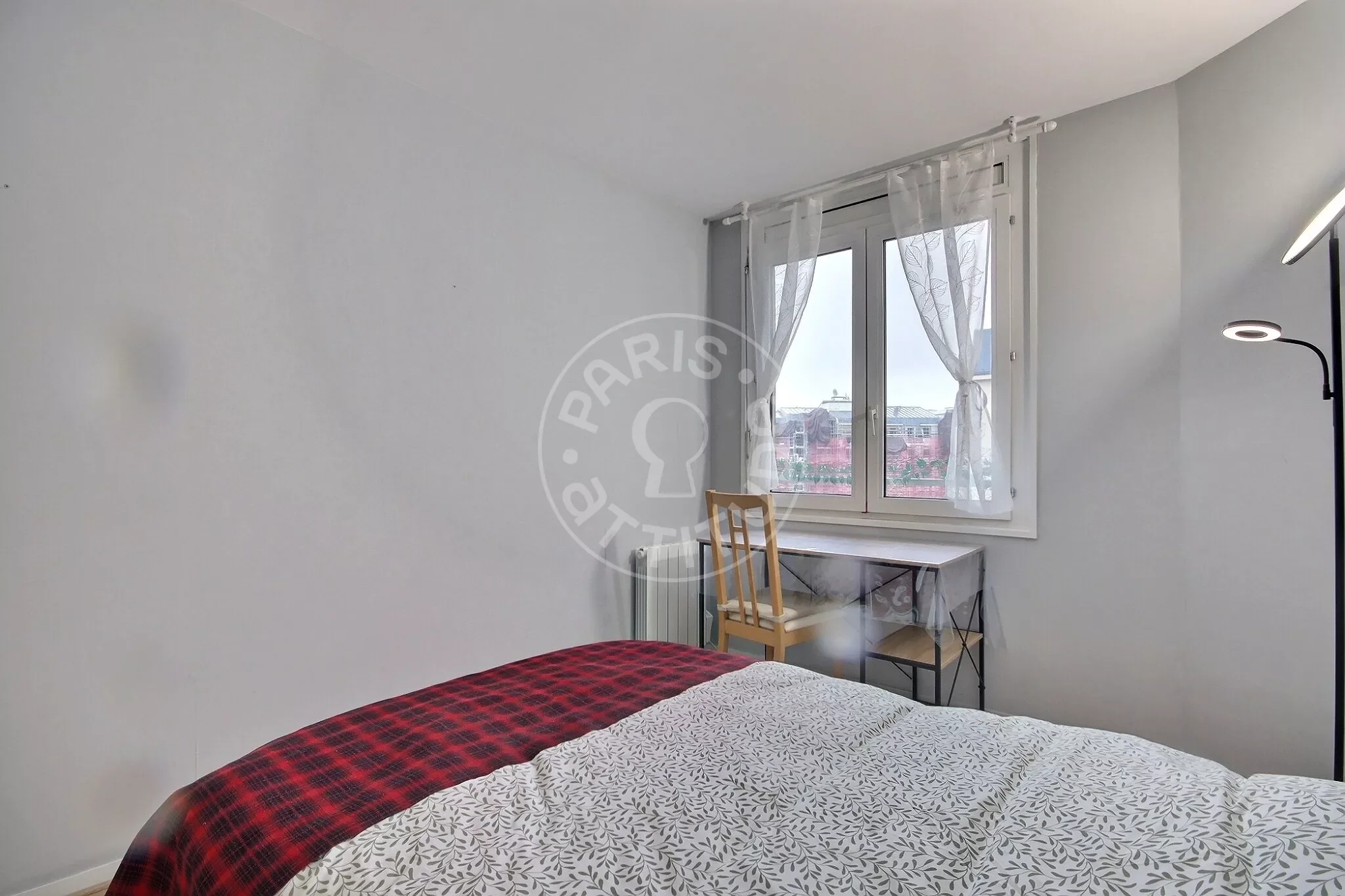 Appartement Place Robert Desnos à Paris