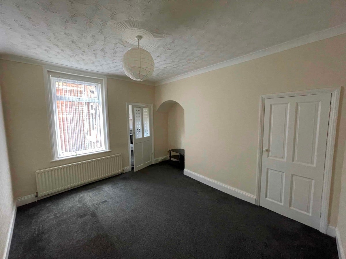 Flat Ravensworth Road in Birtley