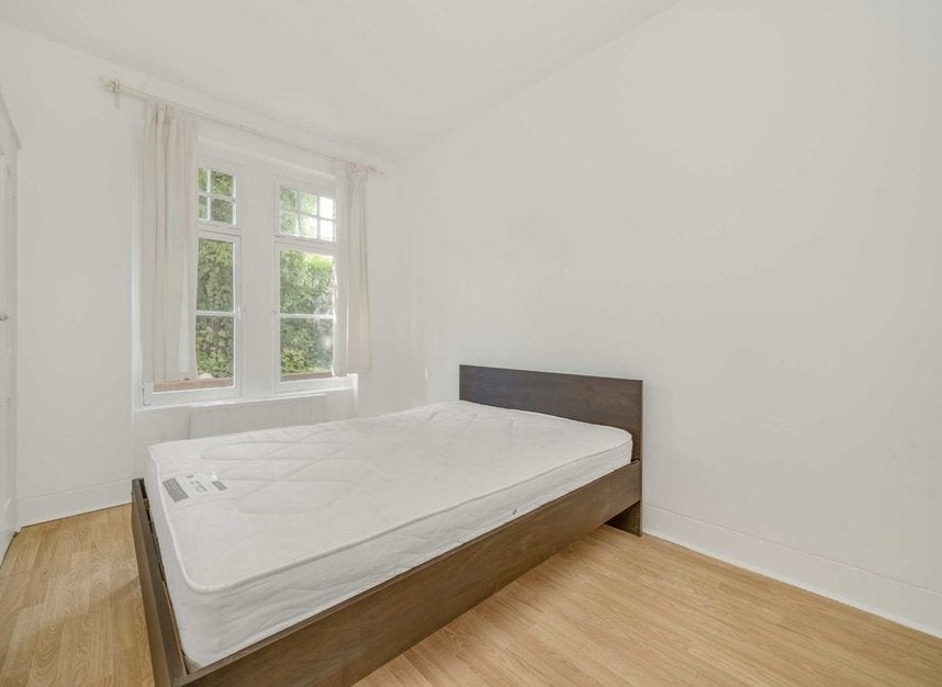 Flat Avonmore Road in Greater London