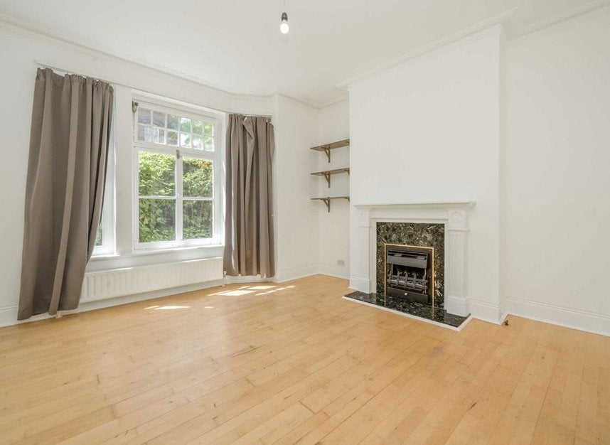 Flat Avonmore Road in Greater London