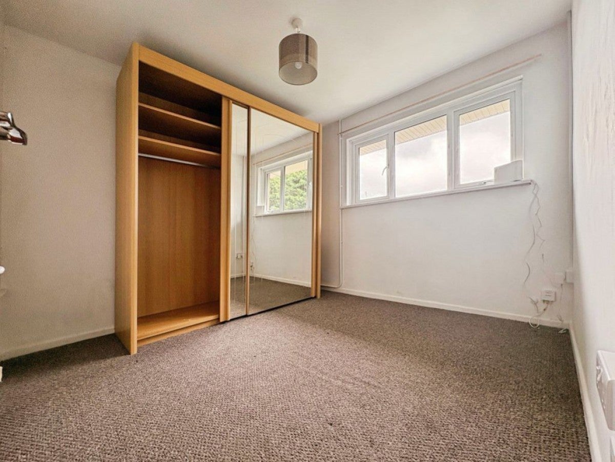 Flat Hendre Road in Pencoed