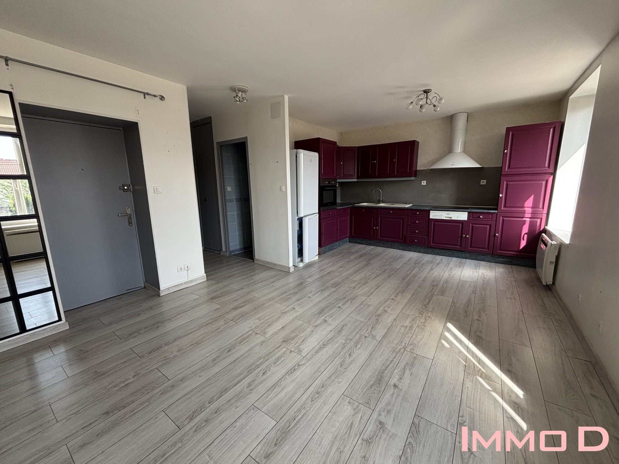 Flat Rue Roger Ehrwein in Thaon-les-Vosges