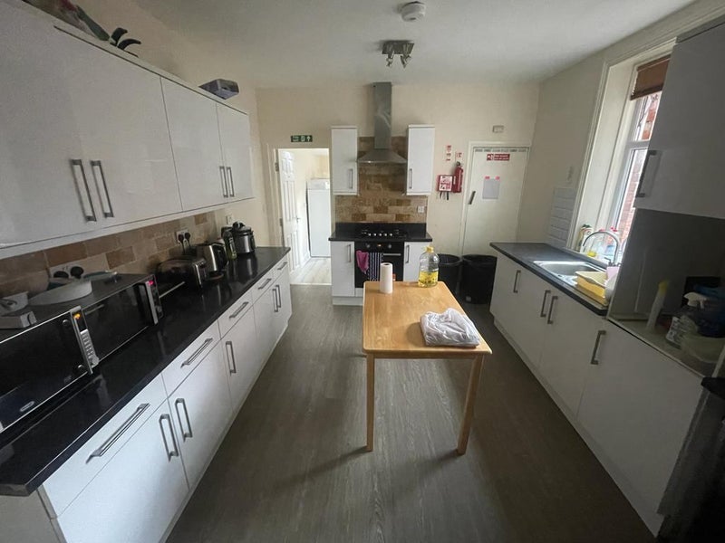 Room Brighton Grove in Newcastle upon Tyne