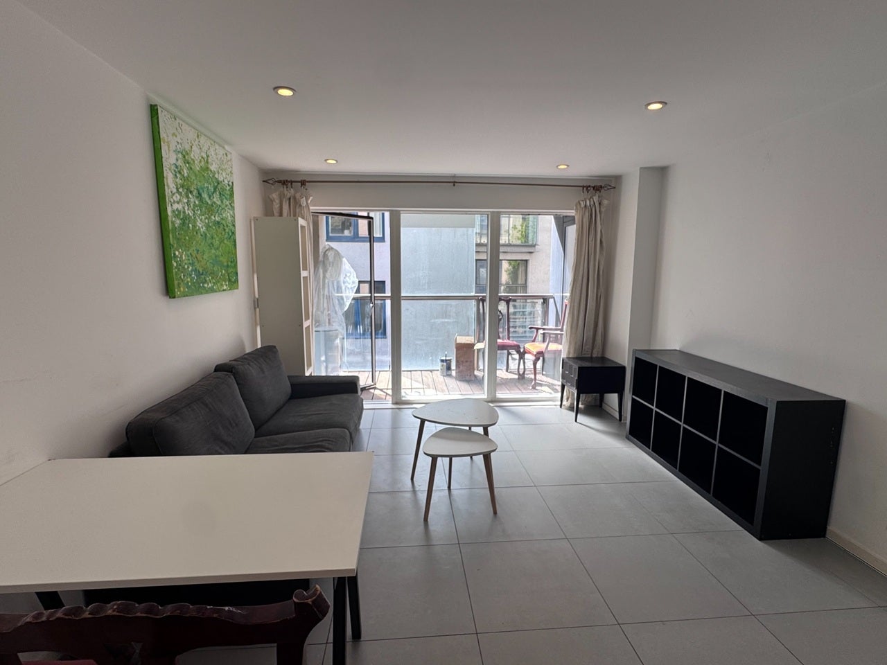 Flat Dance Square in Greater London