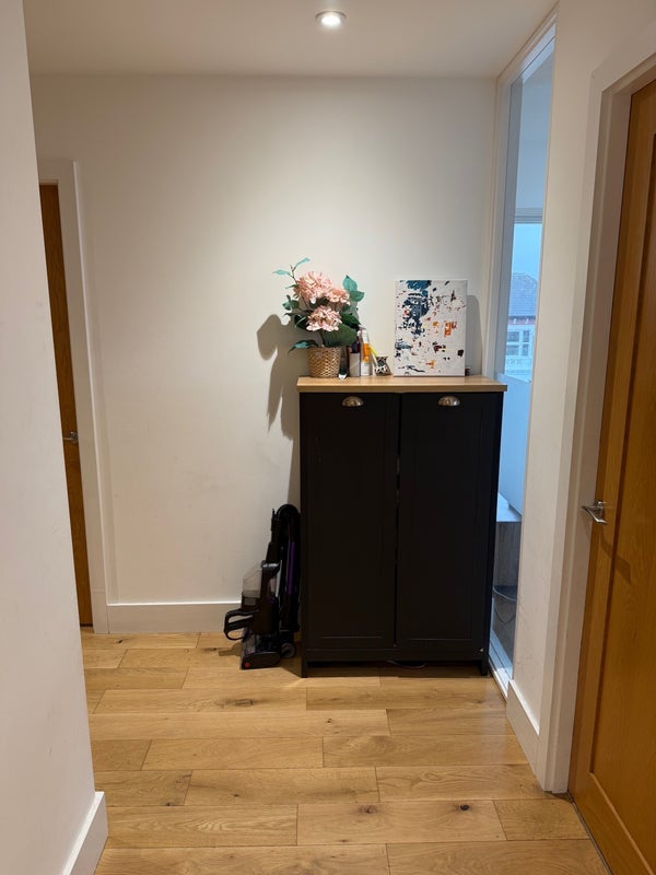 Room Worple Road in Greater London