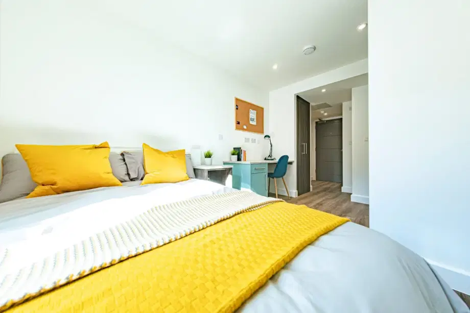 Flat Derby Road in Nottingham