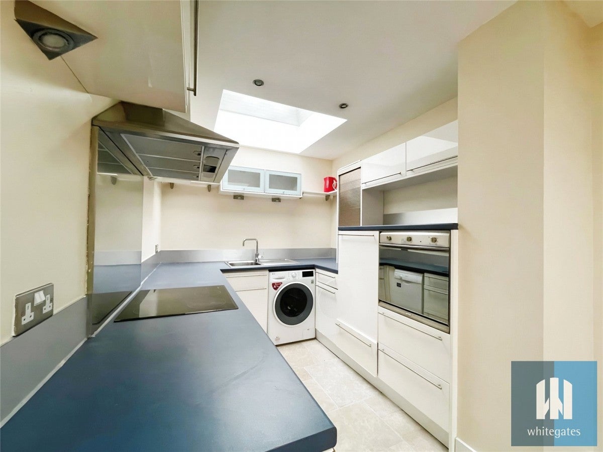 Flat John William Street in Kirklees