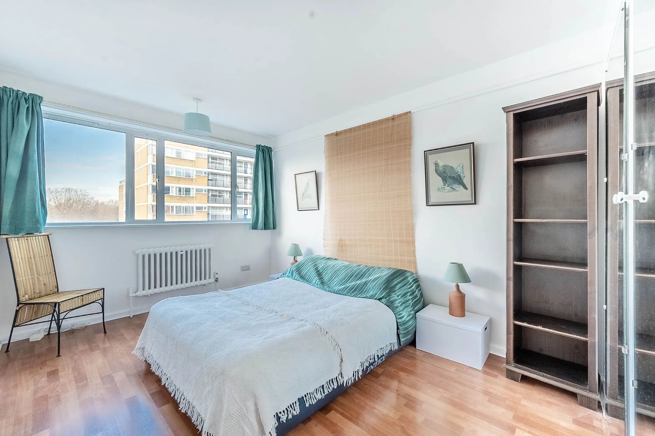 Flat Churchill Gardens Road in City of Westminster
