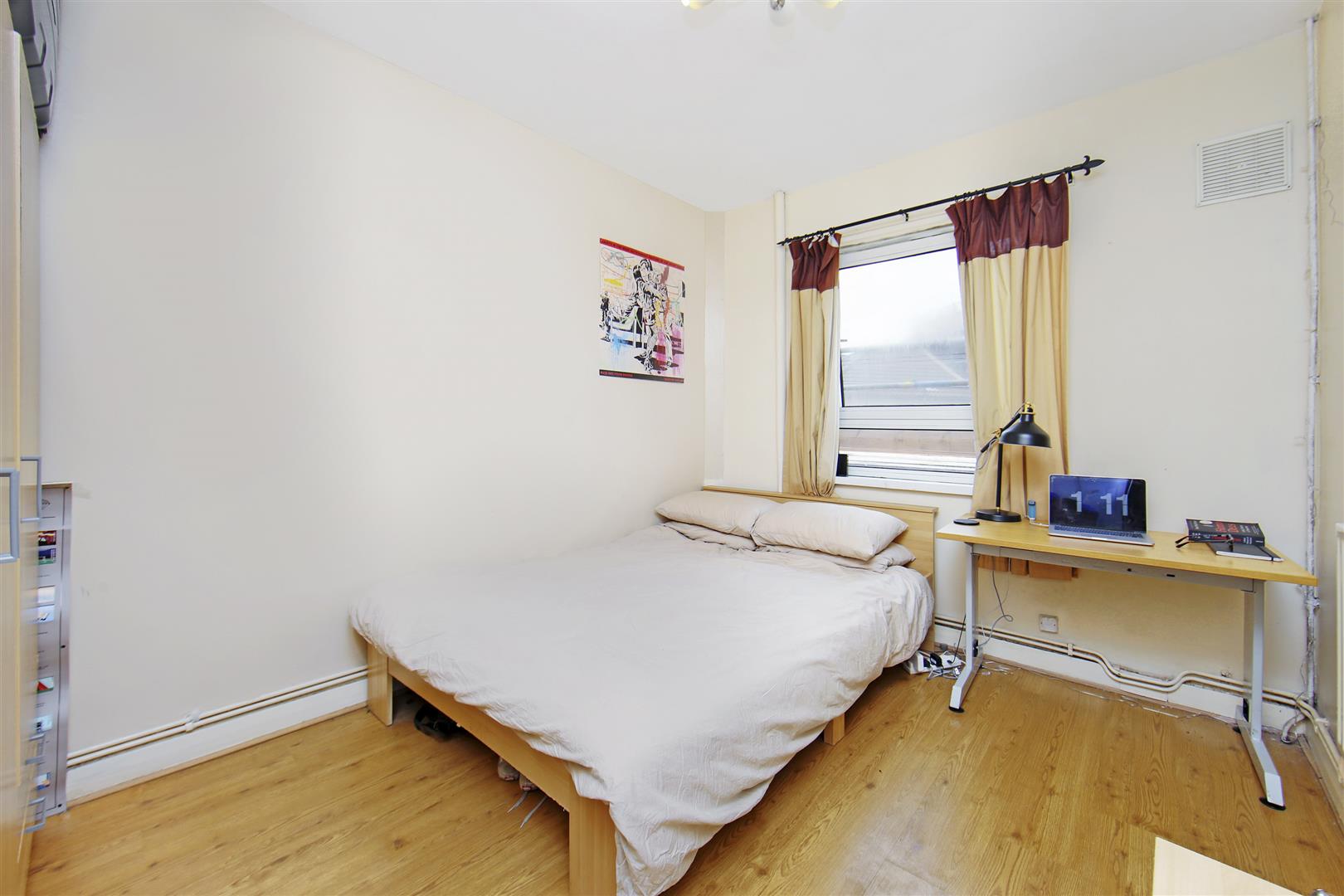 Flat Weston Street in Greater London