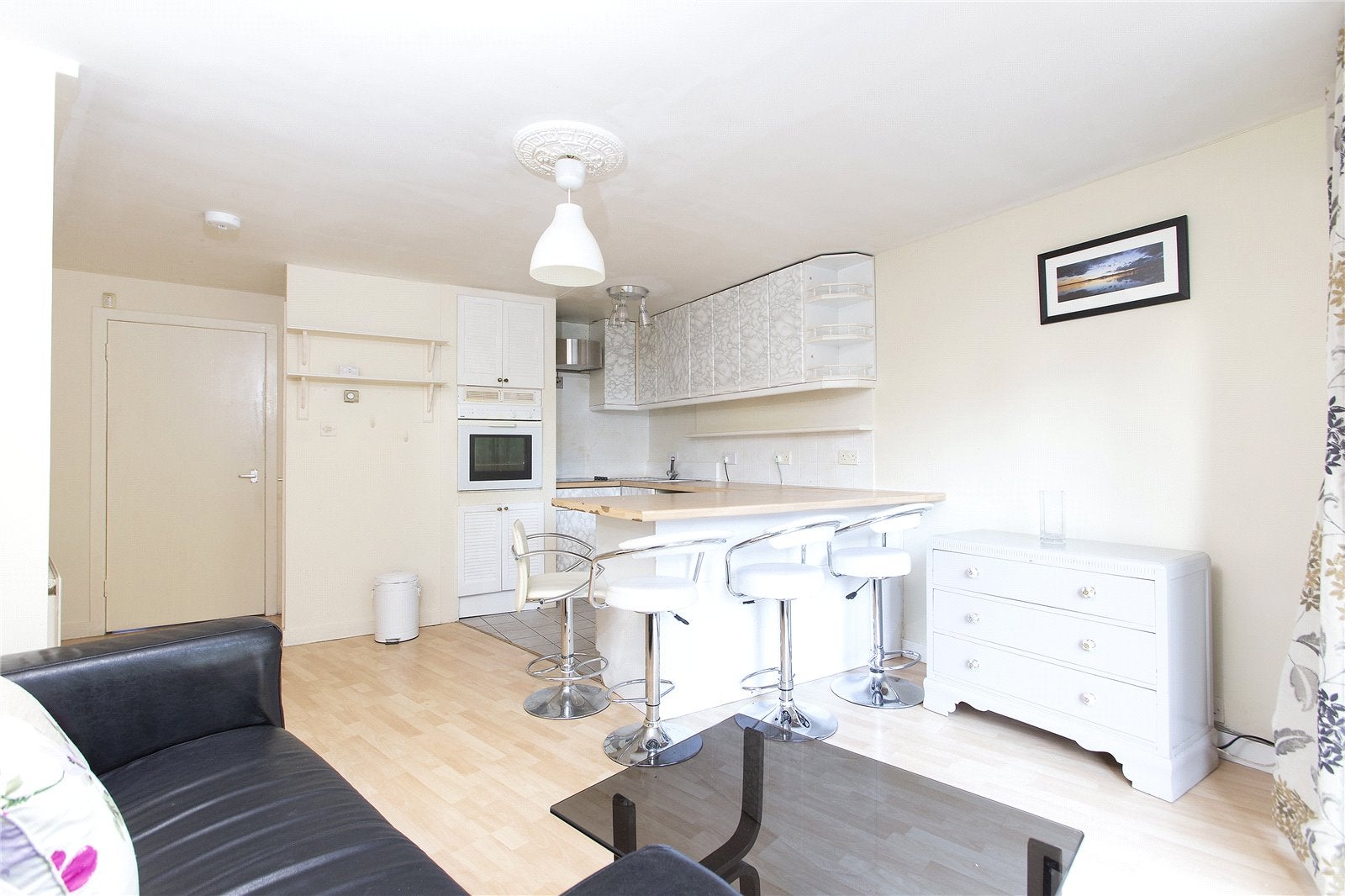 Flat Craigcrook Road in City of Edinburgh