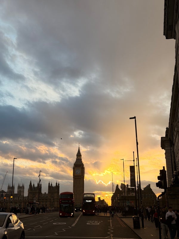 Flat Royal Street in Greater London