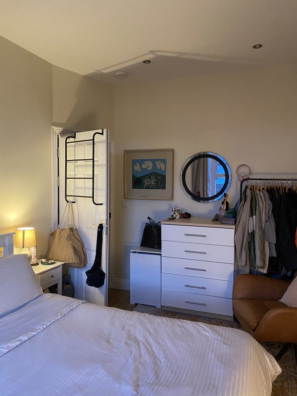 Room Haldane Road in Greater London