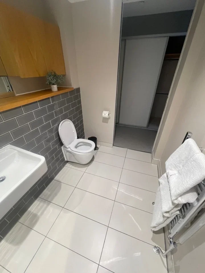 Flat Hazlewood Mews in Greater London