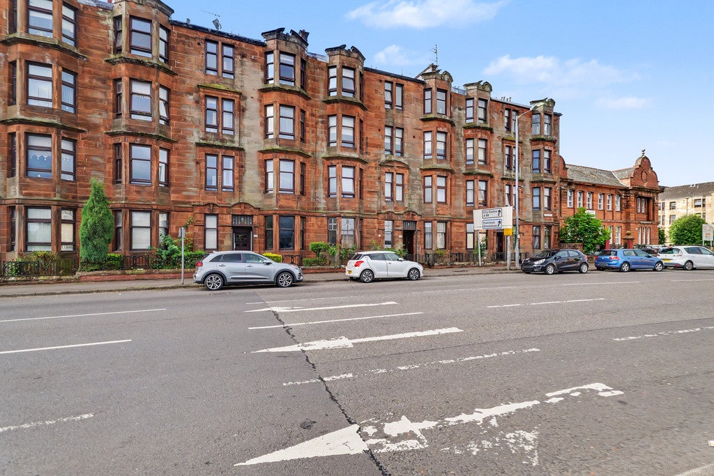 Flat Academy Street in Glasgow