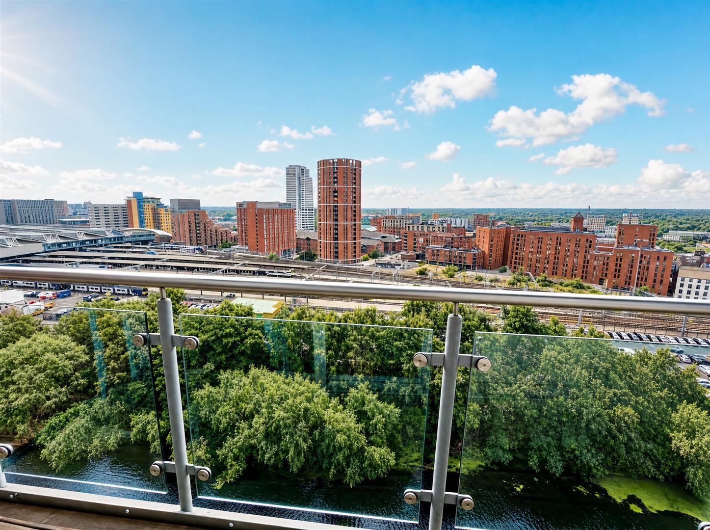 Flat Whitehall Quay in Leeds