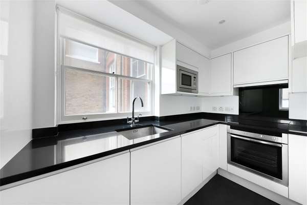 Flat Hans Road in Greater London