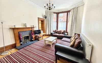 Flat Eskdale Street in Glasgow
