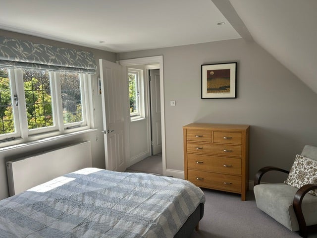 Room Howard's Lane in Greater London