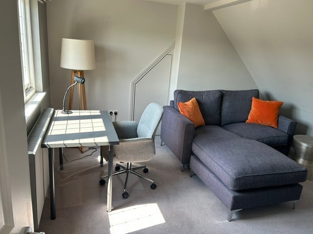 Room Howard's Lane in Greater London
