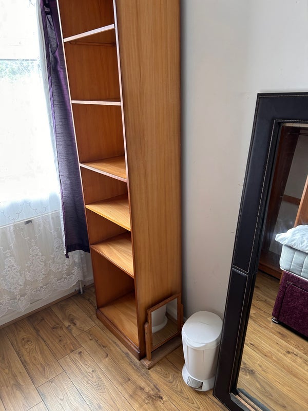 Room Kennedy Road in Greater London