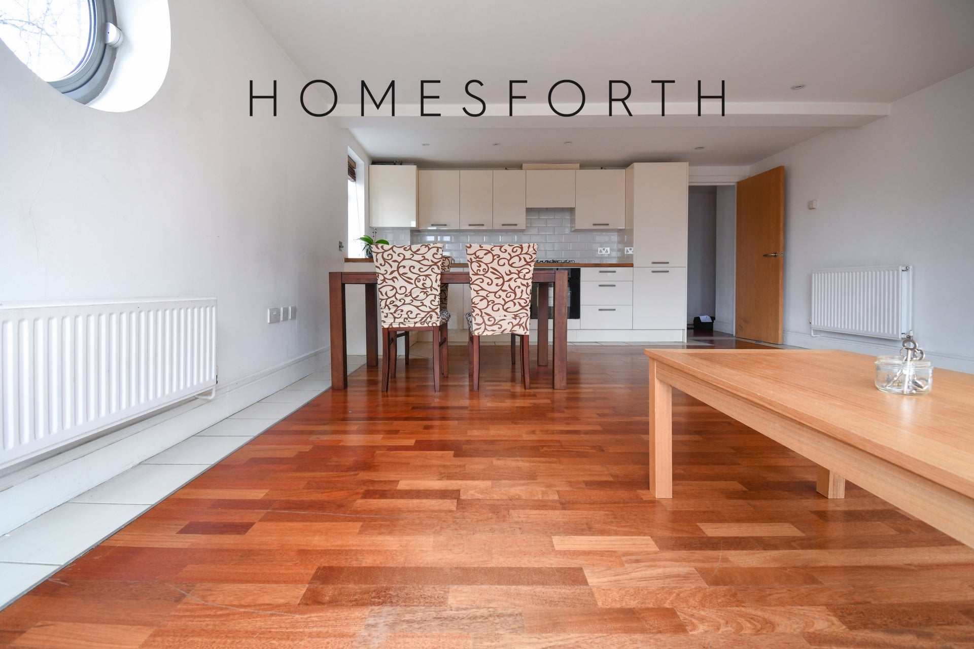 Flat Okehampton Road in Greater London