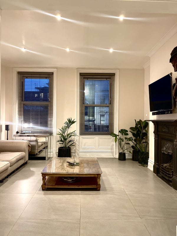 Room Deptford Broadway in Greater London
