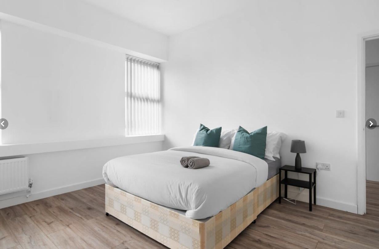 Flat Rickford's Hill in Aylesbury