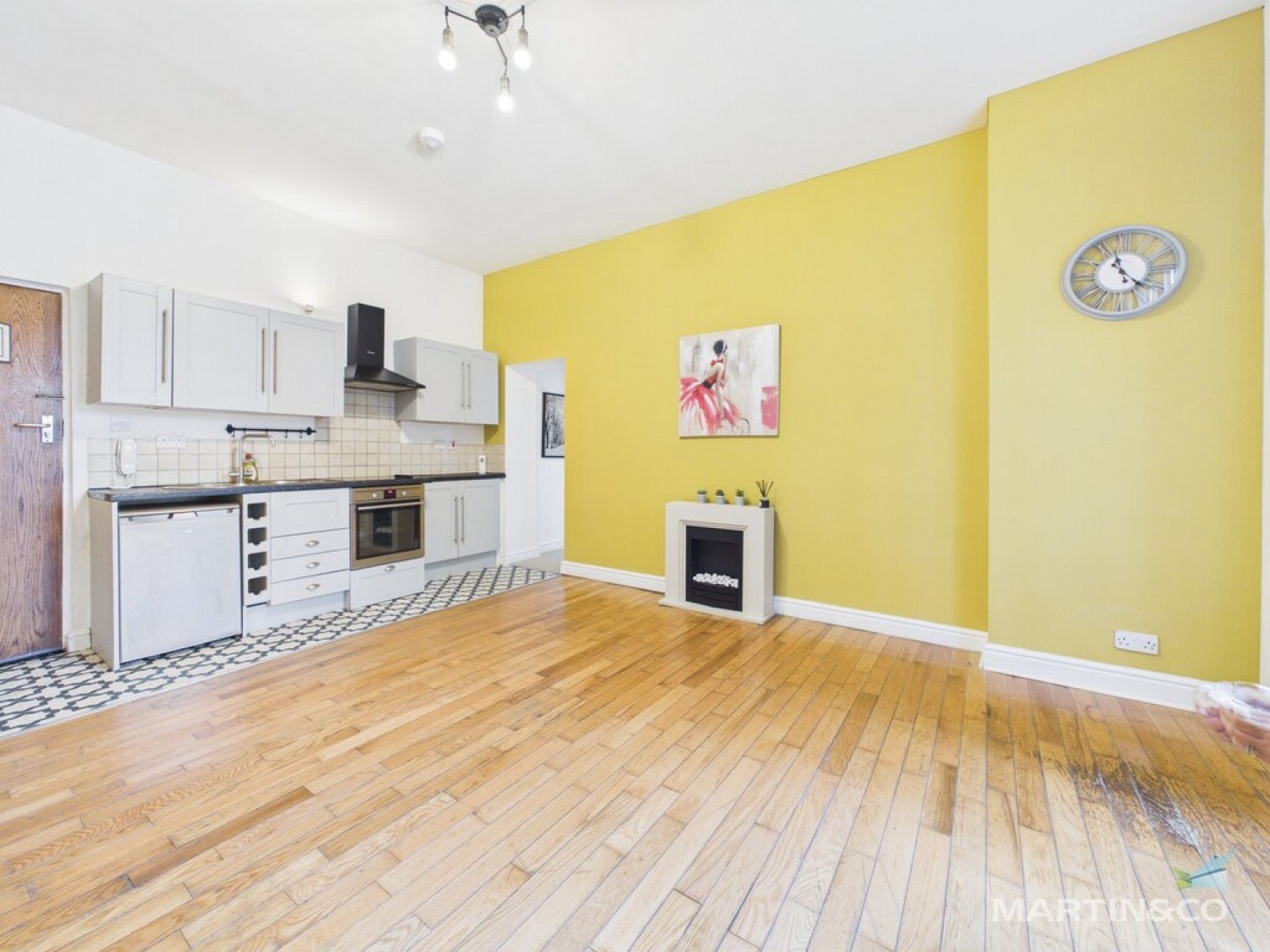 Flat Woodland Road in Bebington