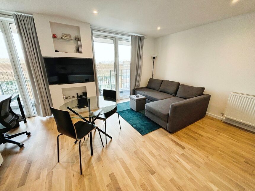 Flat Hastings Road in Greater London