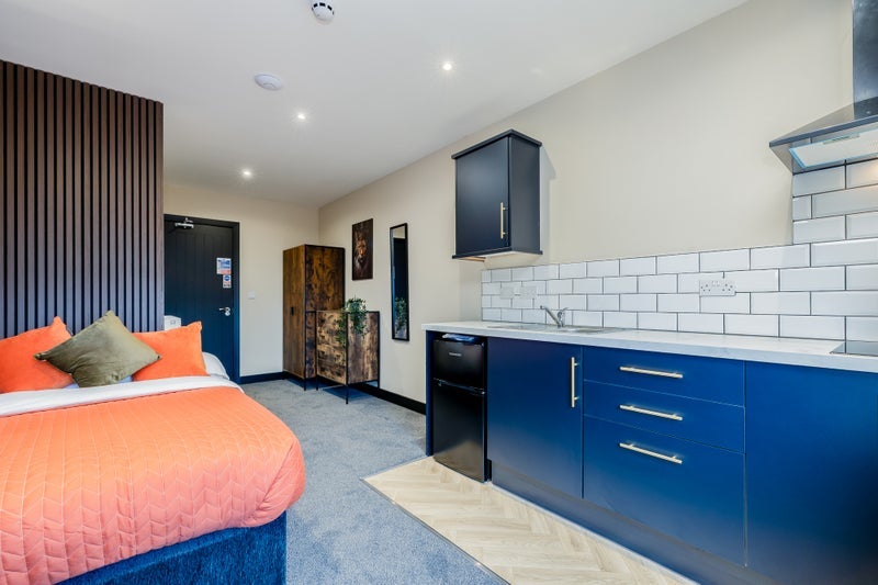Room Bond Street in Nuneaton and Bedworth