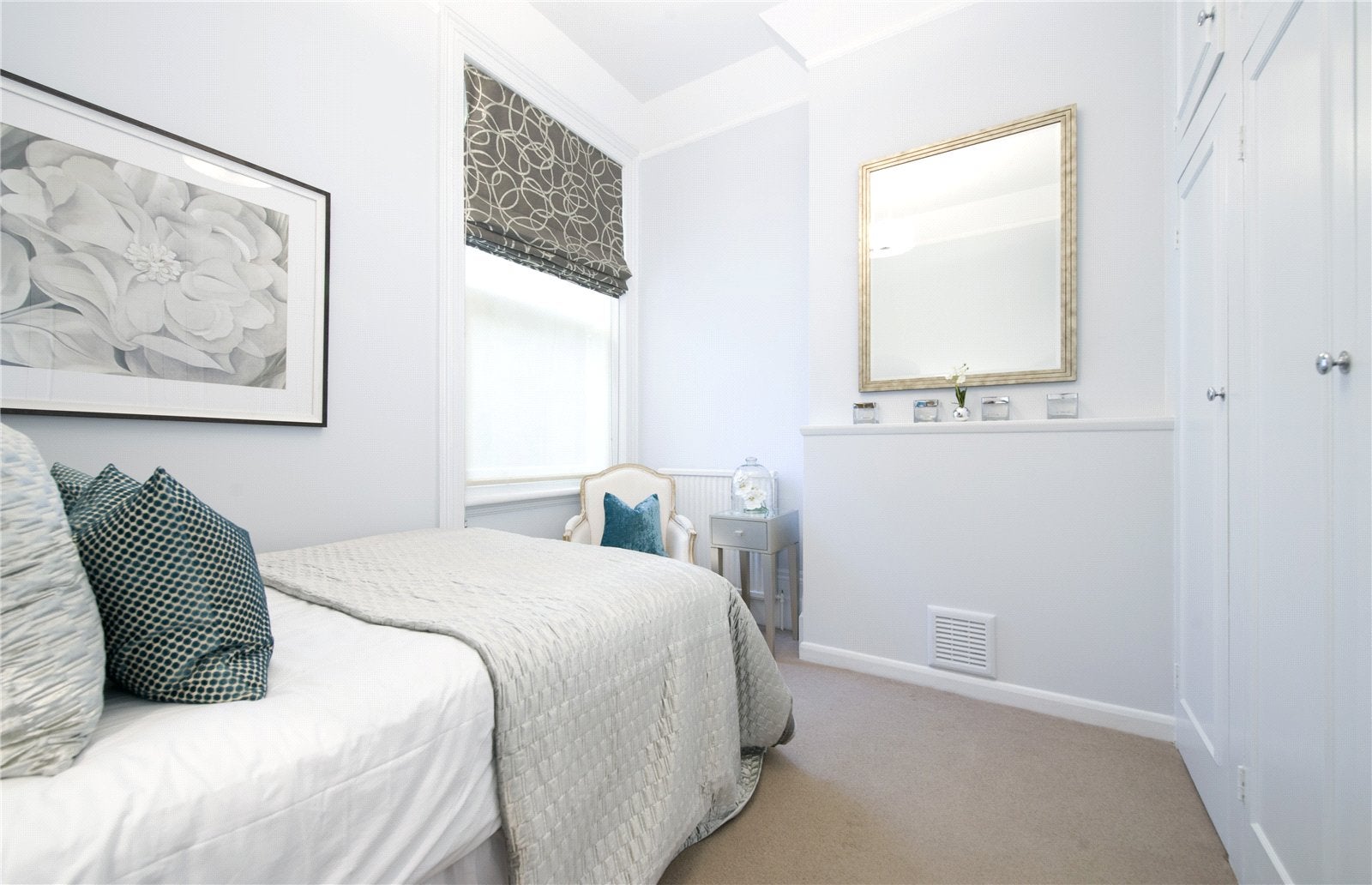 Flat Ralston Street in Greater London