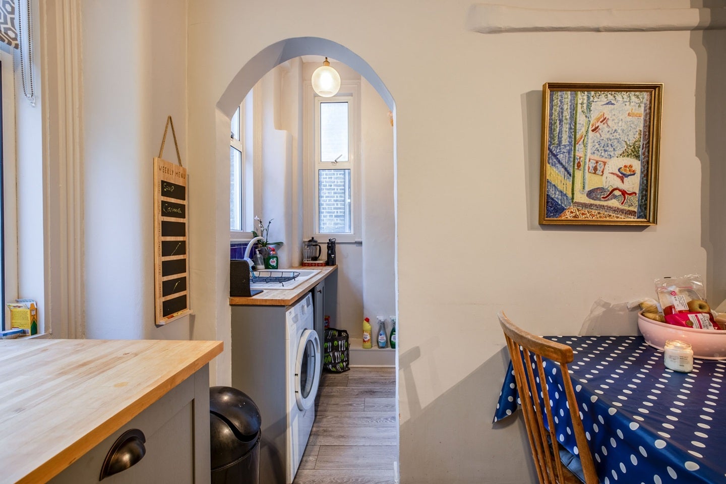 Flat Lurline Gardens in Greater London
