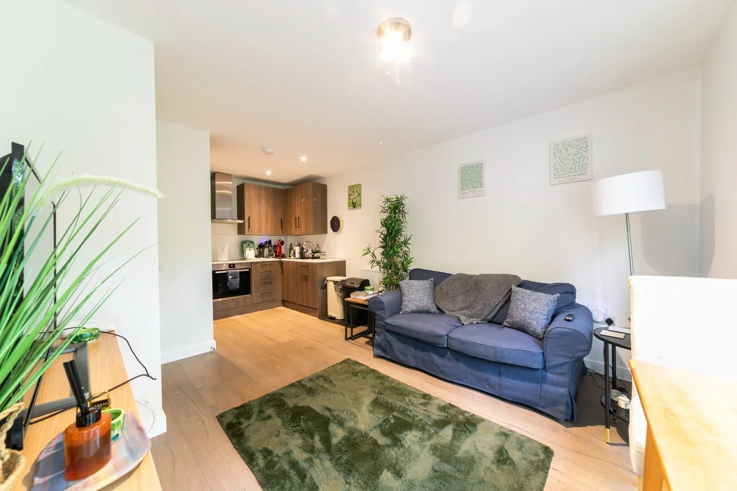 Flat Frobisher Road in Greater London