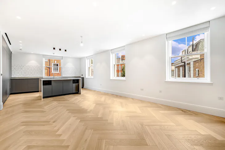 Flat Tryon Street in Greater London