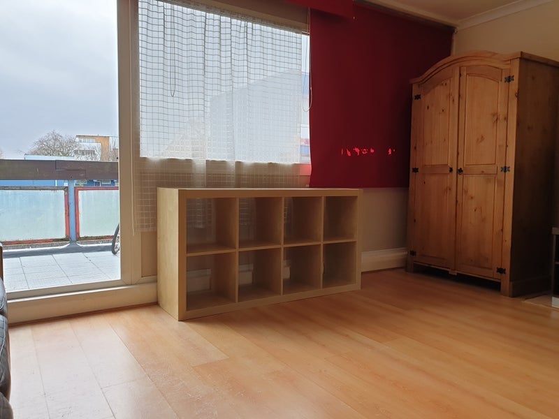 Room Crichton Street in Greater London