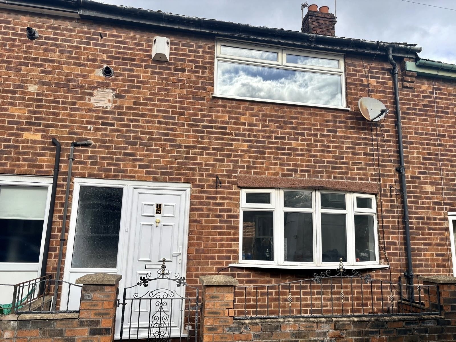 House Leonard Street in St Helens
