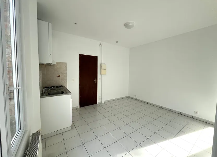 Flat Rue René Anjolvy in Gentilly