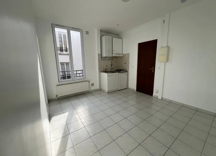 Flat Rue René Anjolvy in Gentilly