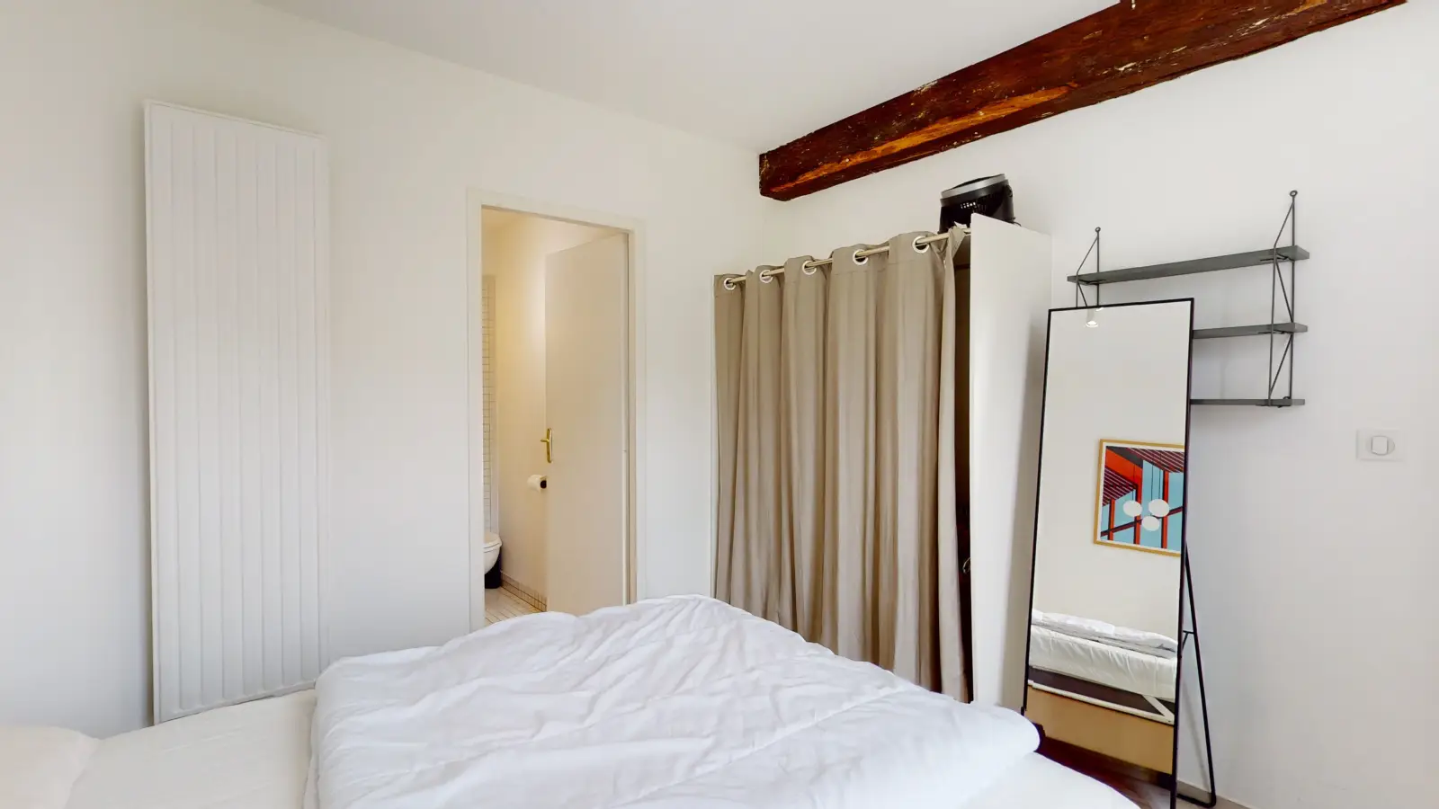 Chambre Rue Royale à Fontainebleau