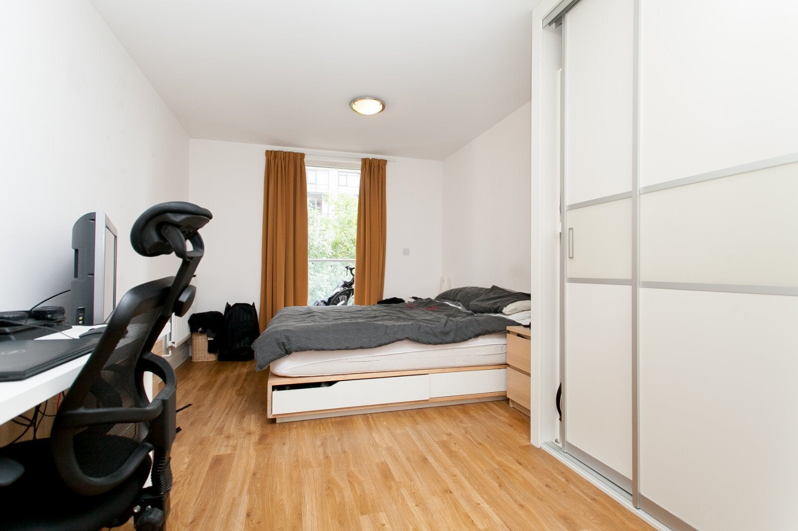 Flat Dalston Lane in Greater London