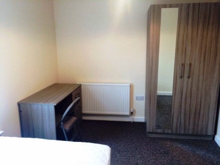 Flat Heeley Road in Birmingham