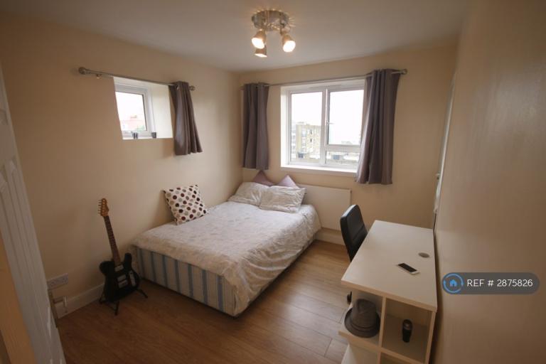 Flat Robert Street in Greater London