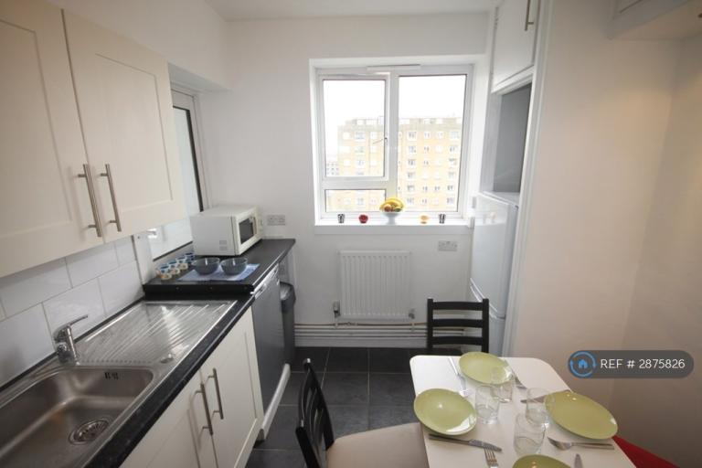 Flat Robert Street in Greater London
