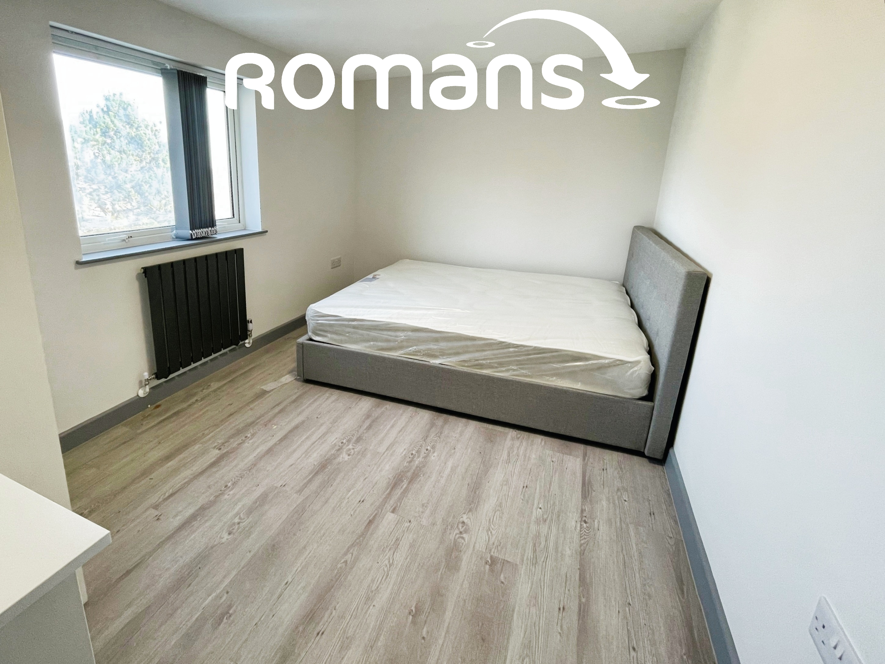 Room Ringwood Road in Reading