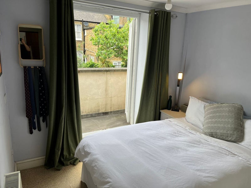 House Estcourt Road in Greater London