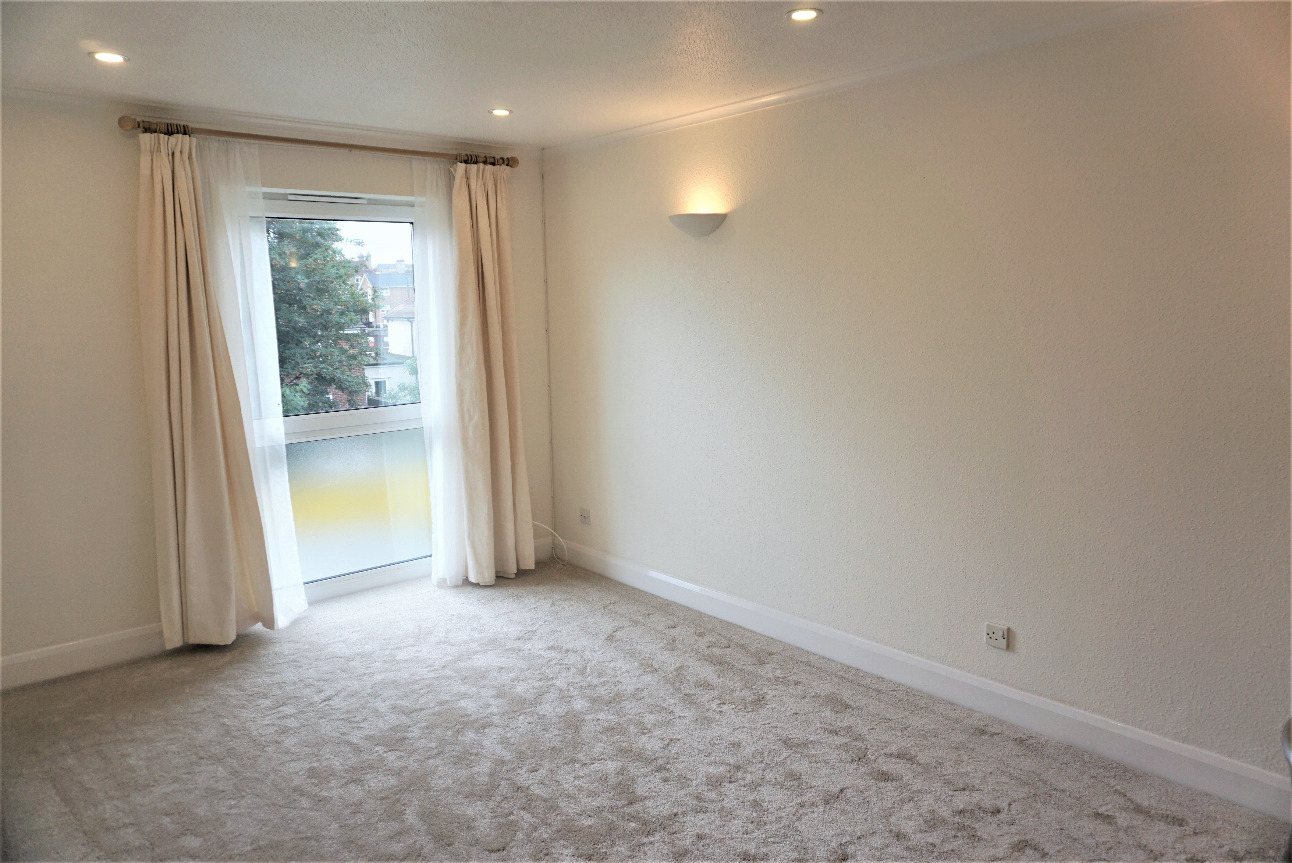 Flat Manor Road in London