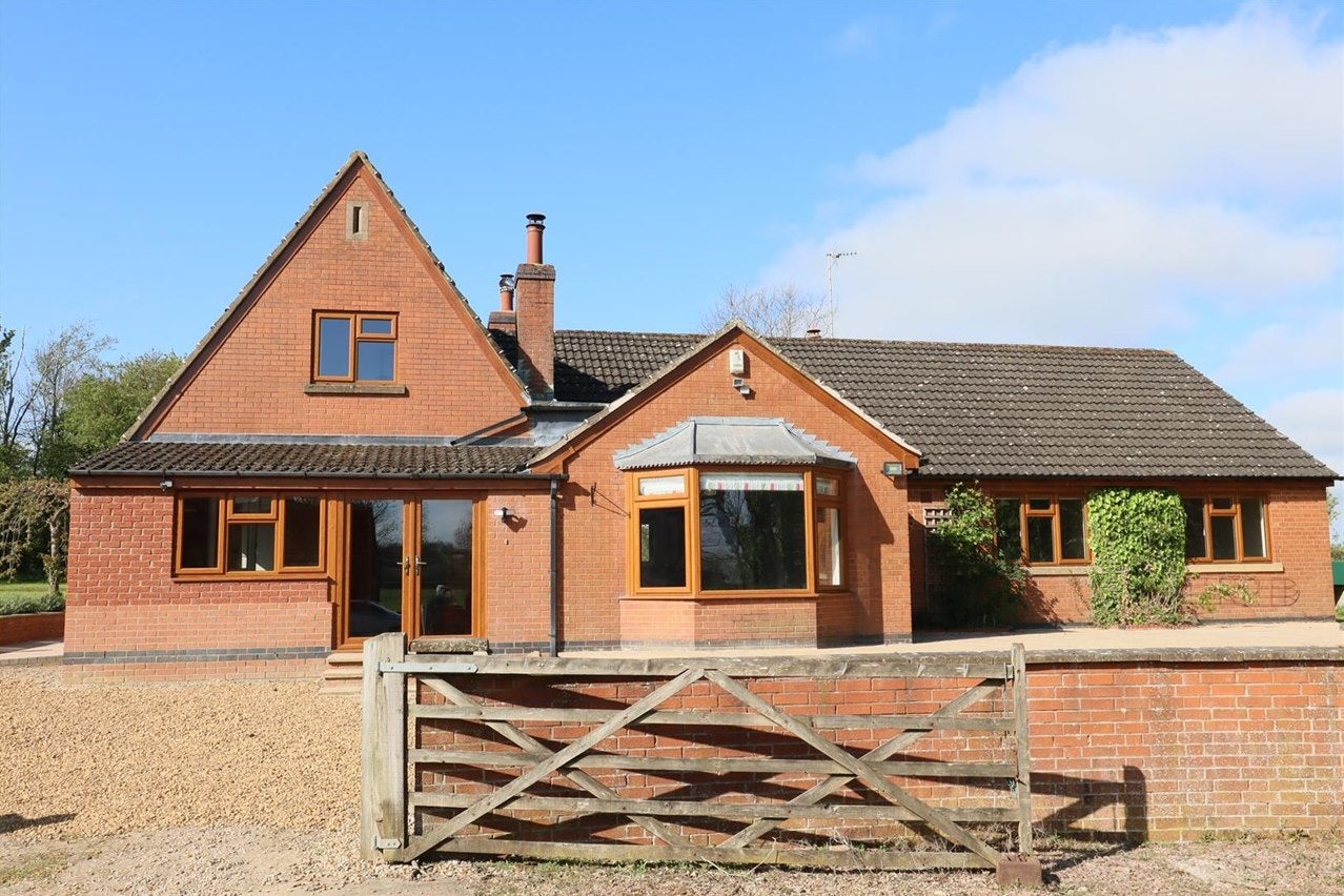 House Gretton Road in Harringworth